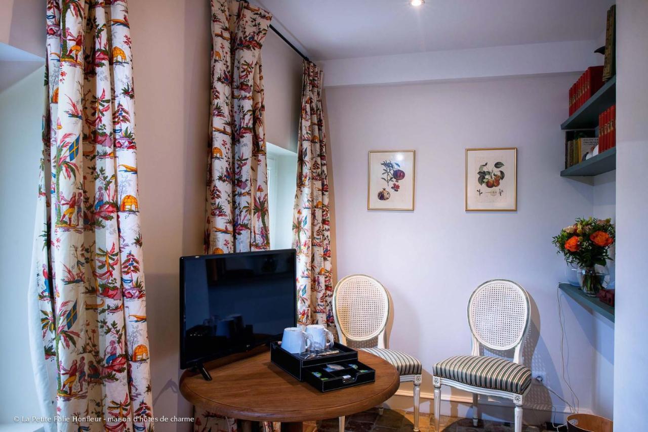 La Petite Folie Acomodação com café da manhã Honfleur Exterior foto